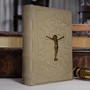 Библия на армянском языке — книга в кожаном переплёте — оригинальный подарок — фотография 1