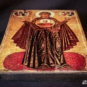 Подарочная икона "Богоматерь Панагия Ярославская " — фотография 4