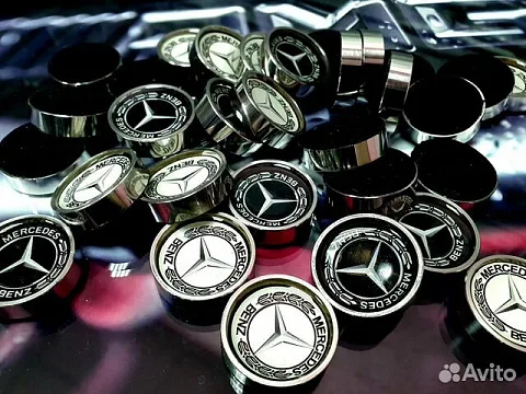 На память: Комплект стальных фишек для нард «Mercedes»