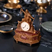 Ручная работа: Настольные часы «Охотник с собакой» из бронзы — фотография 1