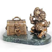 Бронзовая композиция «Гном с сундуком» со змеевиком в подарок — фотография 2