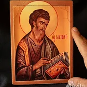 Икона деревянная "Святой Апостол Матвей" — оригинальный подарок — фотография 1