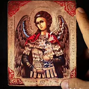 На память: Икона деревянная "Ангел Хранитель" 15*12 см — фотография 1